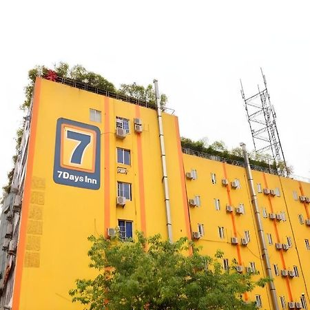 7 Days Inn Chengdu Sichuan University South Railway Station Dış mekan fotoğraf